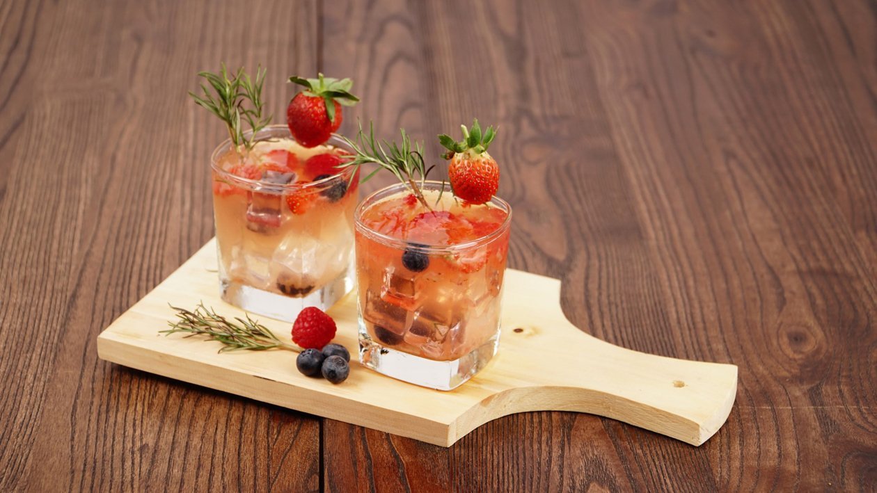 Rosemary Berry Infusion