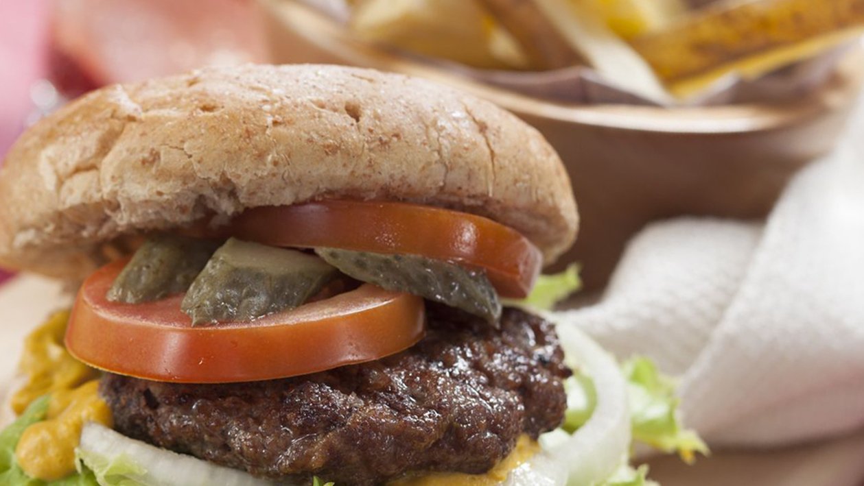 Burger Gandum dengan Kentang Panggang
