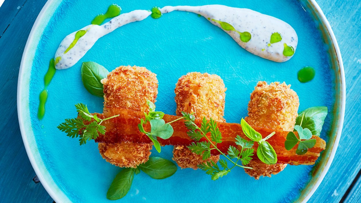 Kroket Kentang dengan Mozzarella dan Daging Sapi