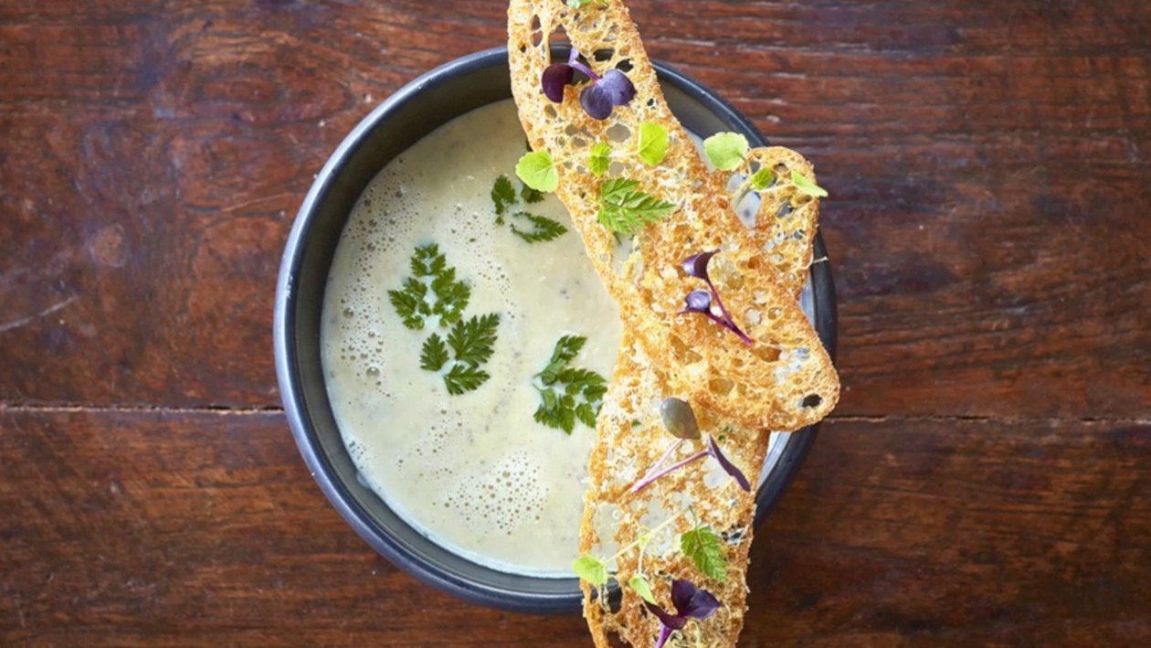 Truffle Soup dengan Crostini
